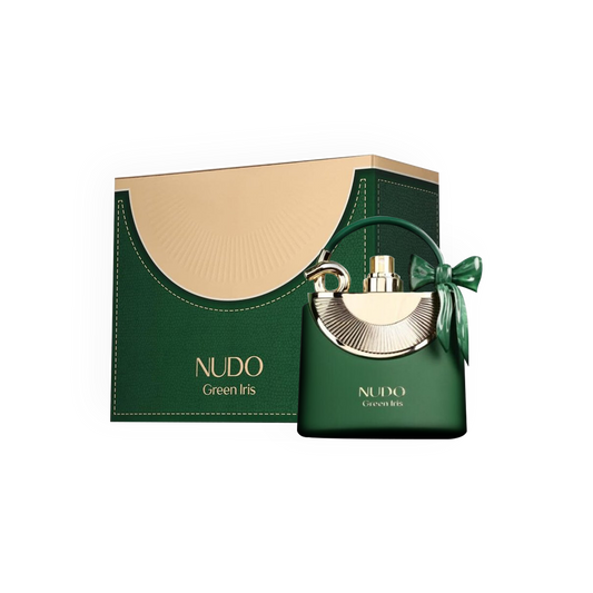 Flacon élégant de parfum Nudo Green Iris 100ml par Fragrance World, en forme d'accessoire vert avec un design unique, un arc de ruban vert et des détails dorés raffinés.