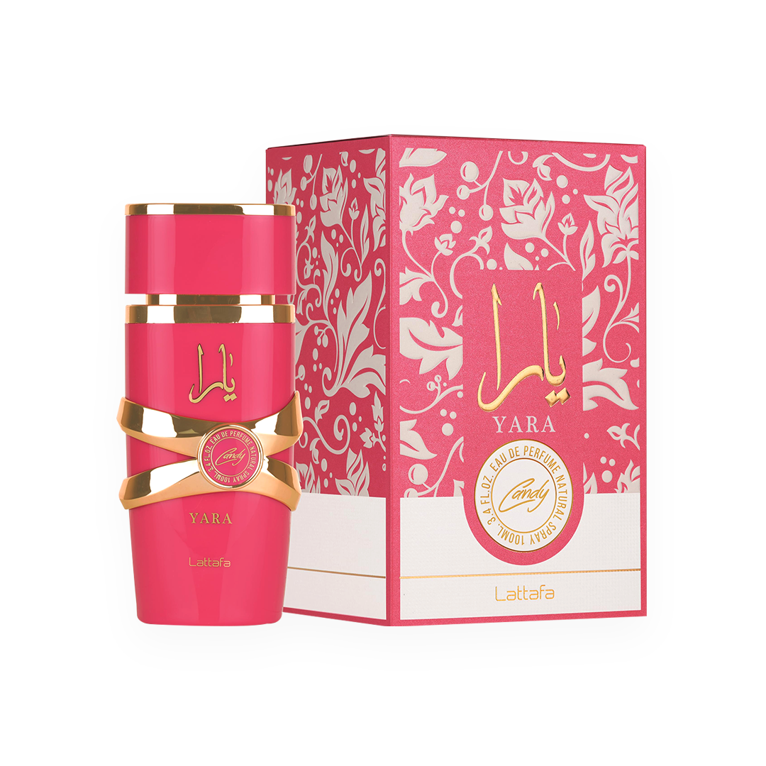 Packshot du parfum Yara Candy 100ml de Lattafa, présenté dans un flacon rose éclatant orné de détails dorés, accompagné de sa boîte décorative florale.
