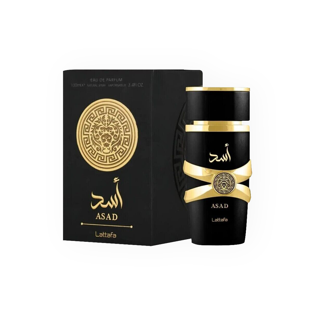 Eau de Parfum Asad 100ml de Lattafa, présentée dans un flacon noir mat avec des détails dorés luxueux, accompagnée d’une boîte élégante ornée d’un motif doré symbolique.