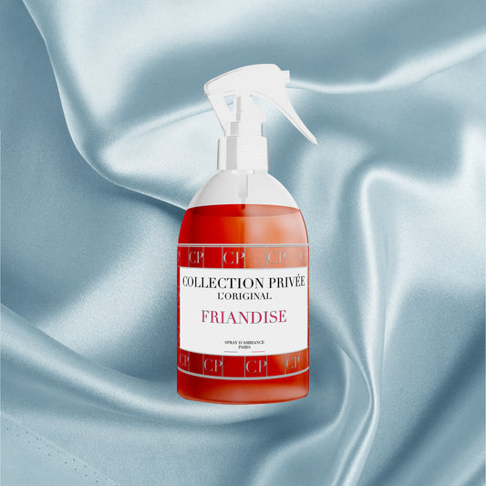 Parfum d'Ambiance Friandise 250ml - Collection Privée L'Original. Plongez votre intérieur dans une ambiance gourmande et réconfortante grâce à cette fragrance sucrée rappelant les douceurs d'enfance. Idéal pour créer une atmosphère chaleureuse. Format généreux de 250ml.