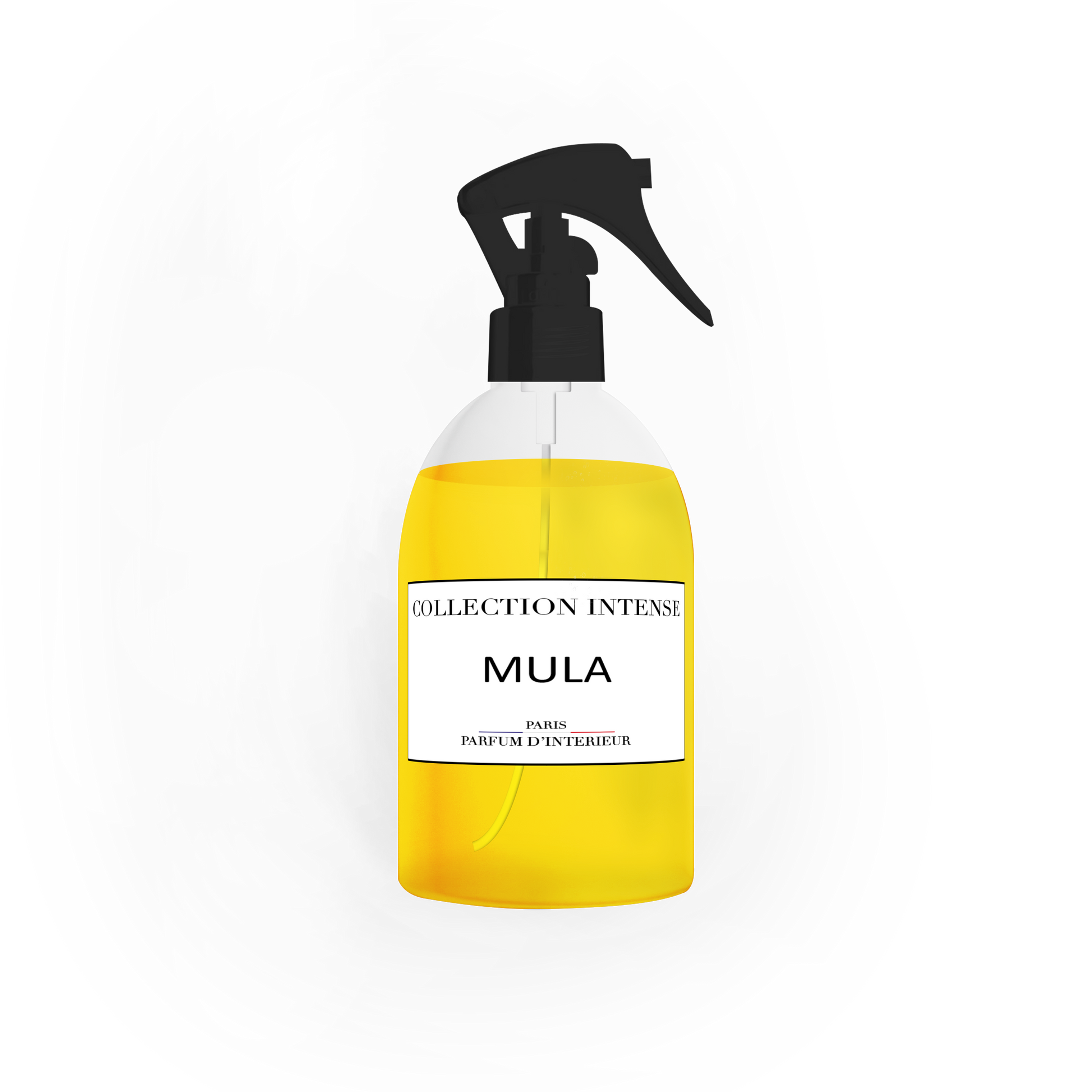 Parfum d'Ambiance Mula 250ml - Collection Intense, présenté dans un flacon pulvérisateur jaune vibrant, idéal pour créer une atmosphère chaleureuse et lumineuse dans votre intérieur